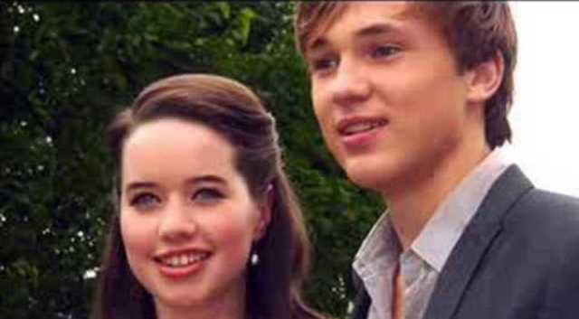 lulu popplewell and anna popplewell